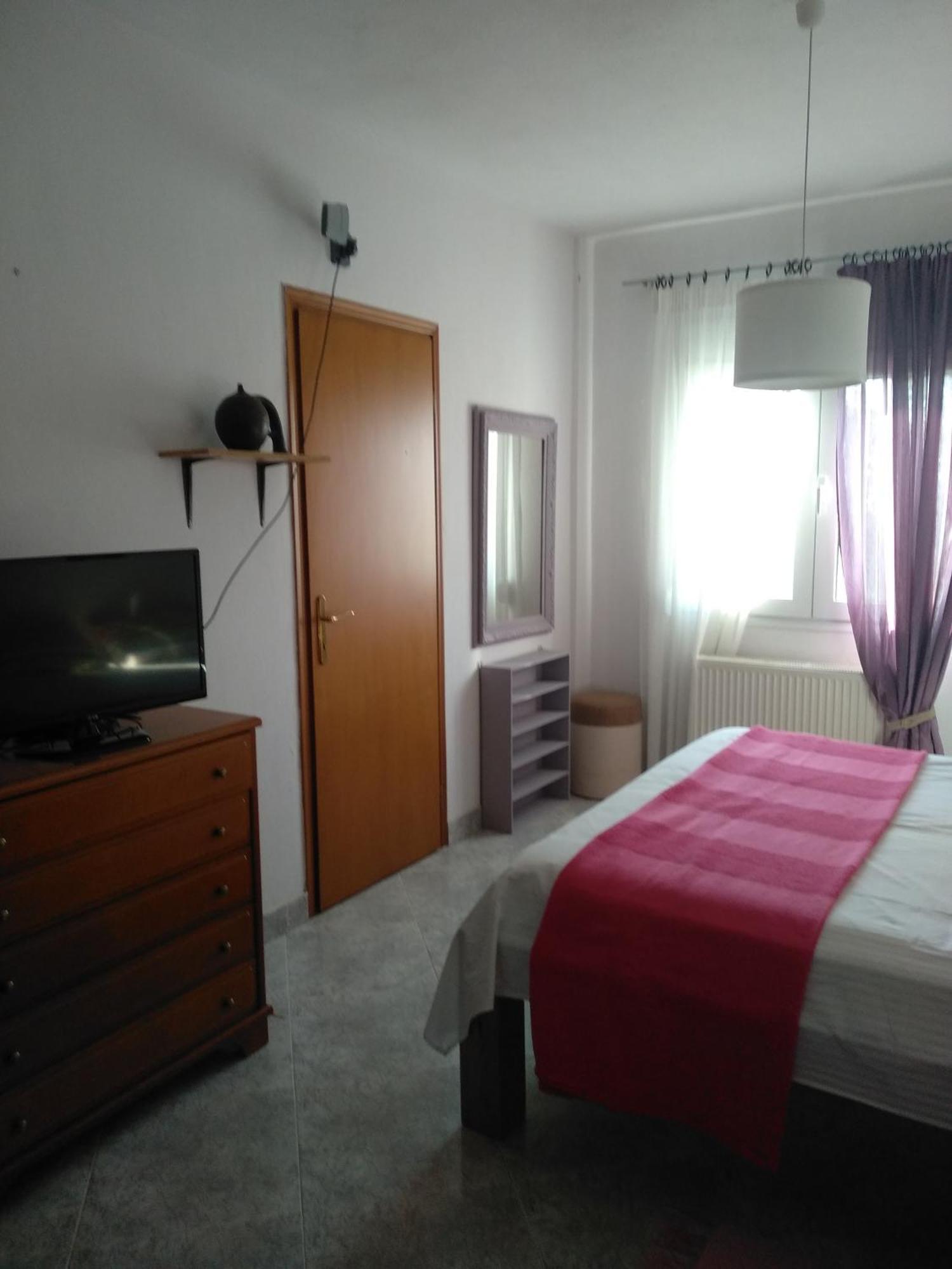 Peacock Villa Upper Епаноми Екстериор снимка