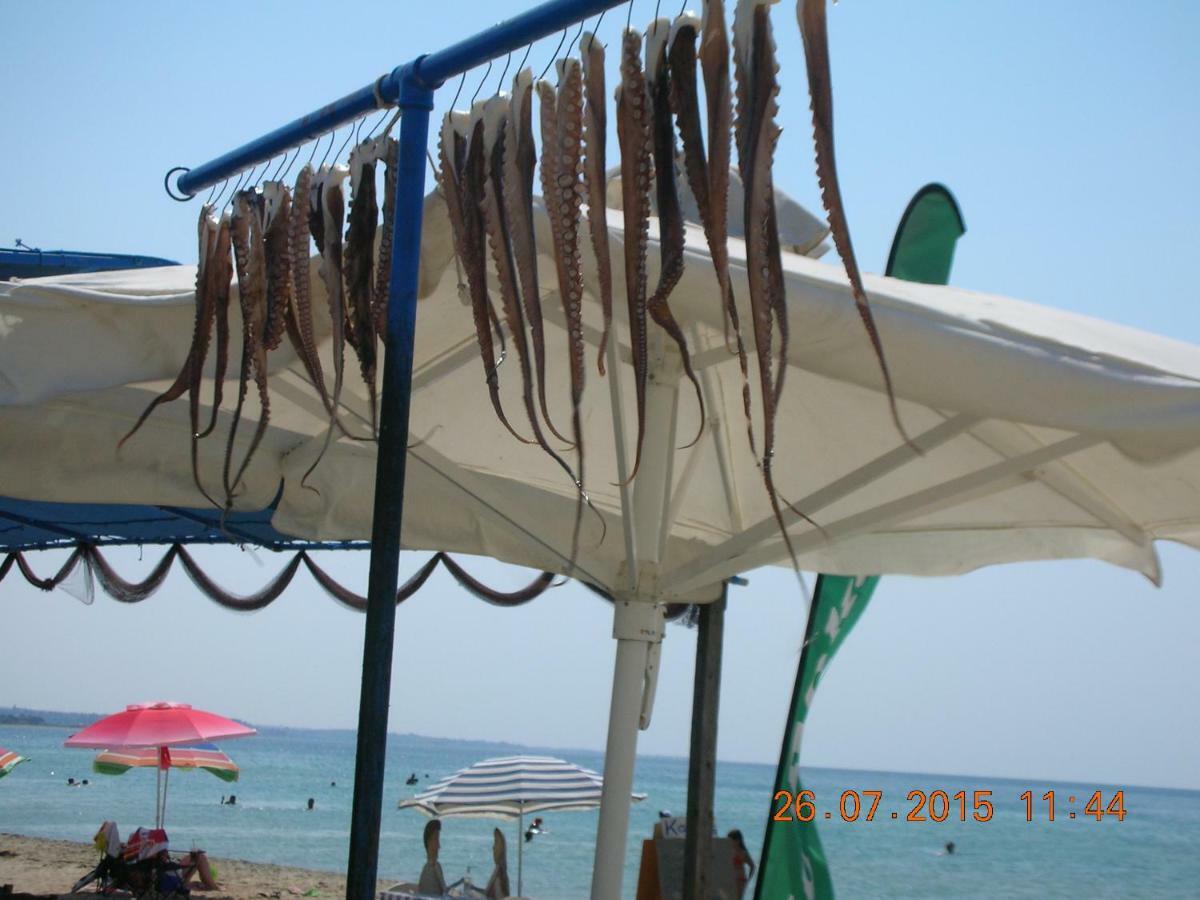Peacock Villa Upper Епаноми Екстериор снимка