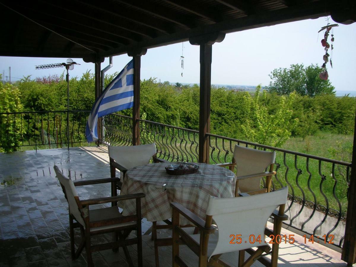 Peacock Villa Upper Епаноми Екстериор снимка